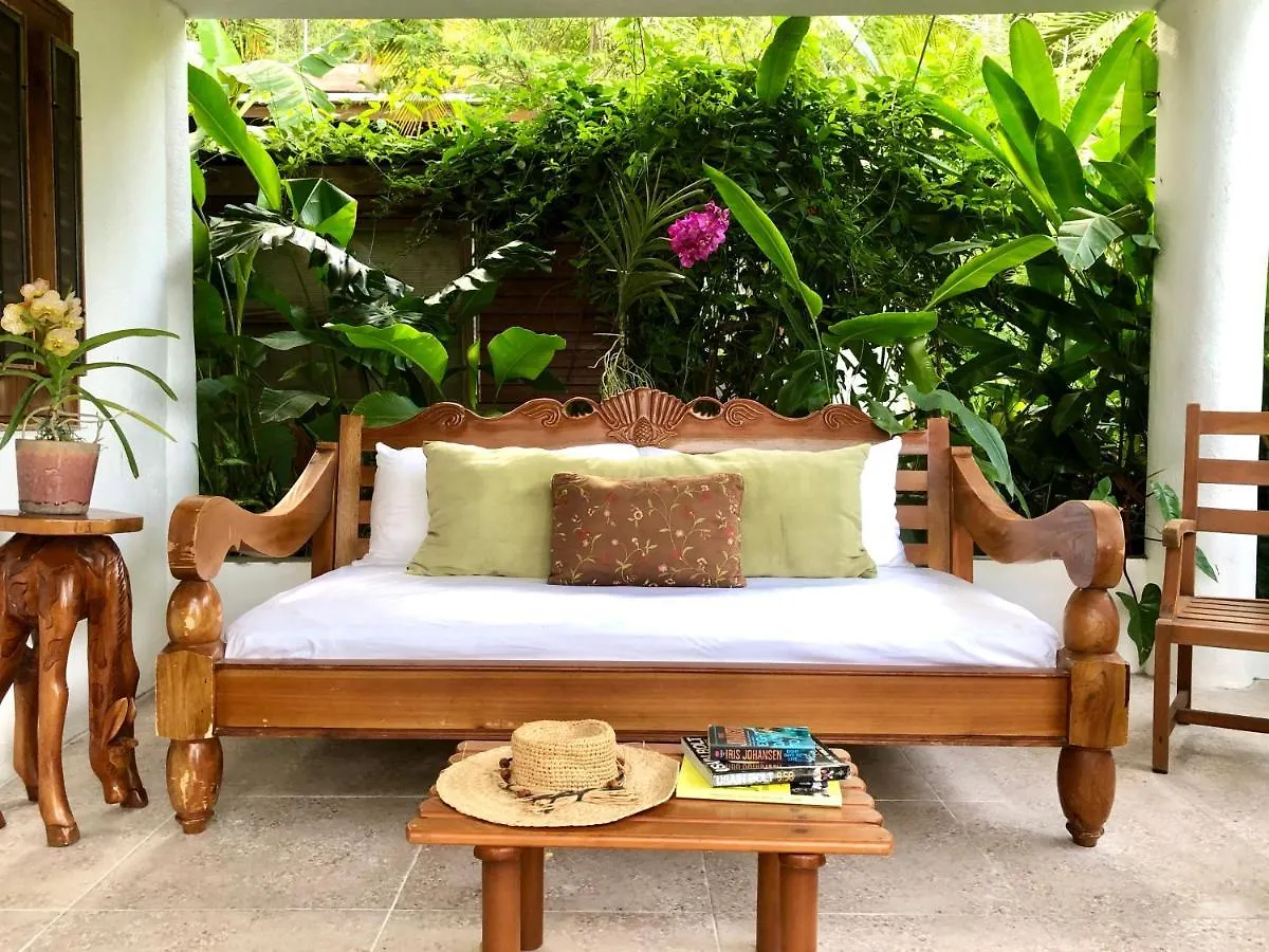 The Blue House Boutique Bed & Breakfast Bed & Breakfast Ocho Rios