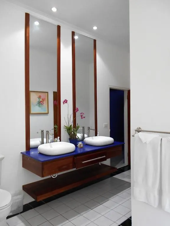 The Blue House Boutique Bed & Breakfast Bed & Breakfast Ocho Rios