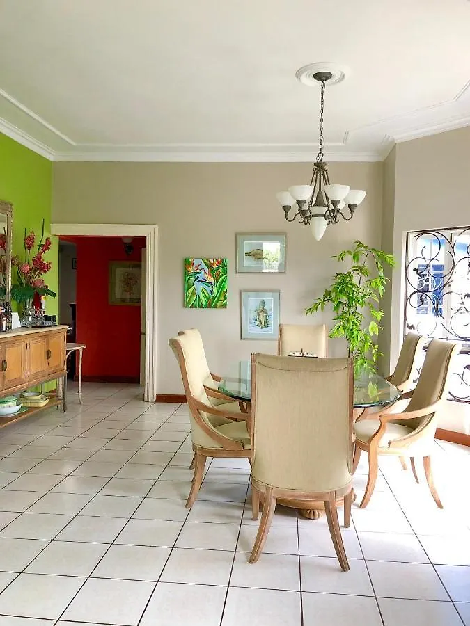 *****  The Blue House Boutique Bed & Breakfast Bed & Breakfast Ocho Rios Jamaica
